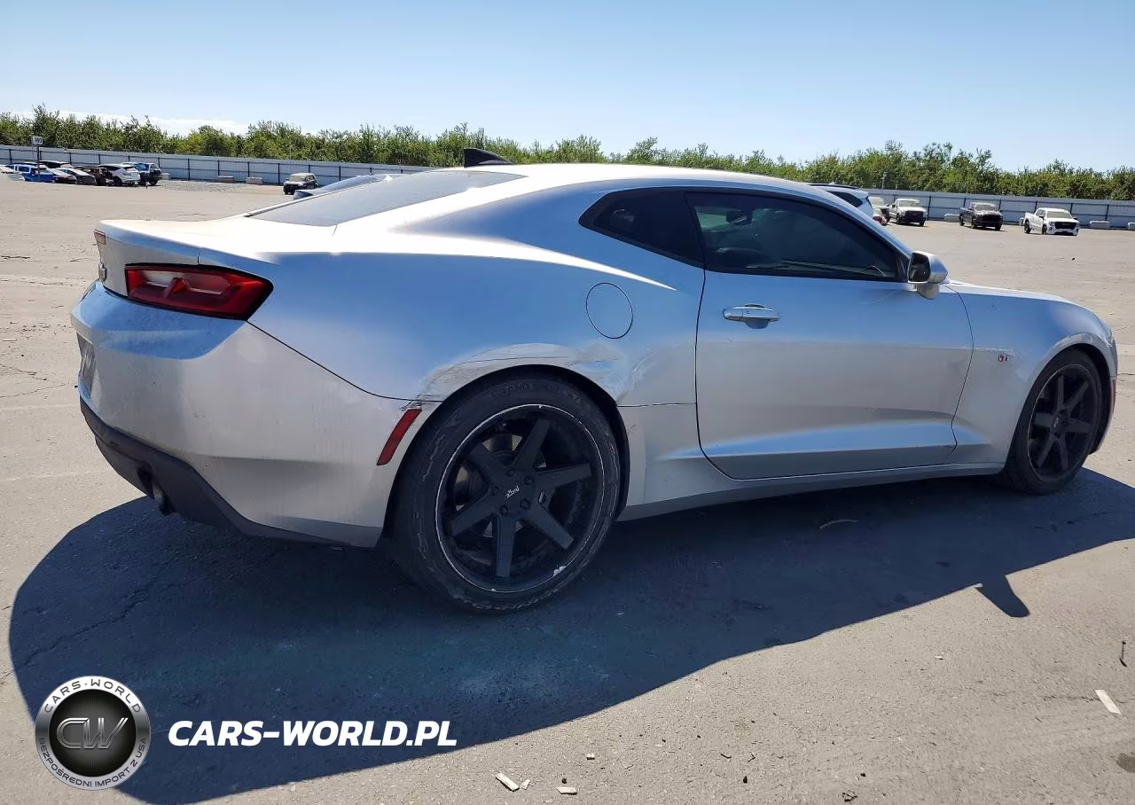 2018 Chevrolet Camaro Lt VIN:1G1FB1RX1J0147142 - 3
