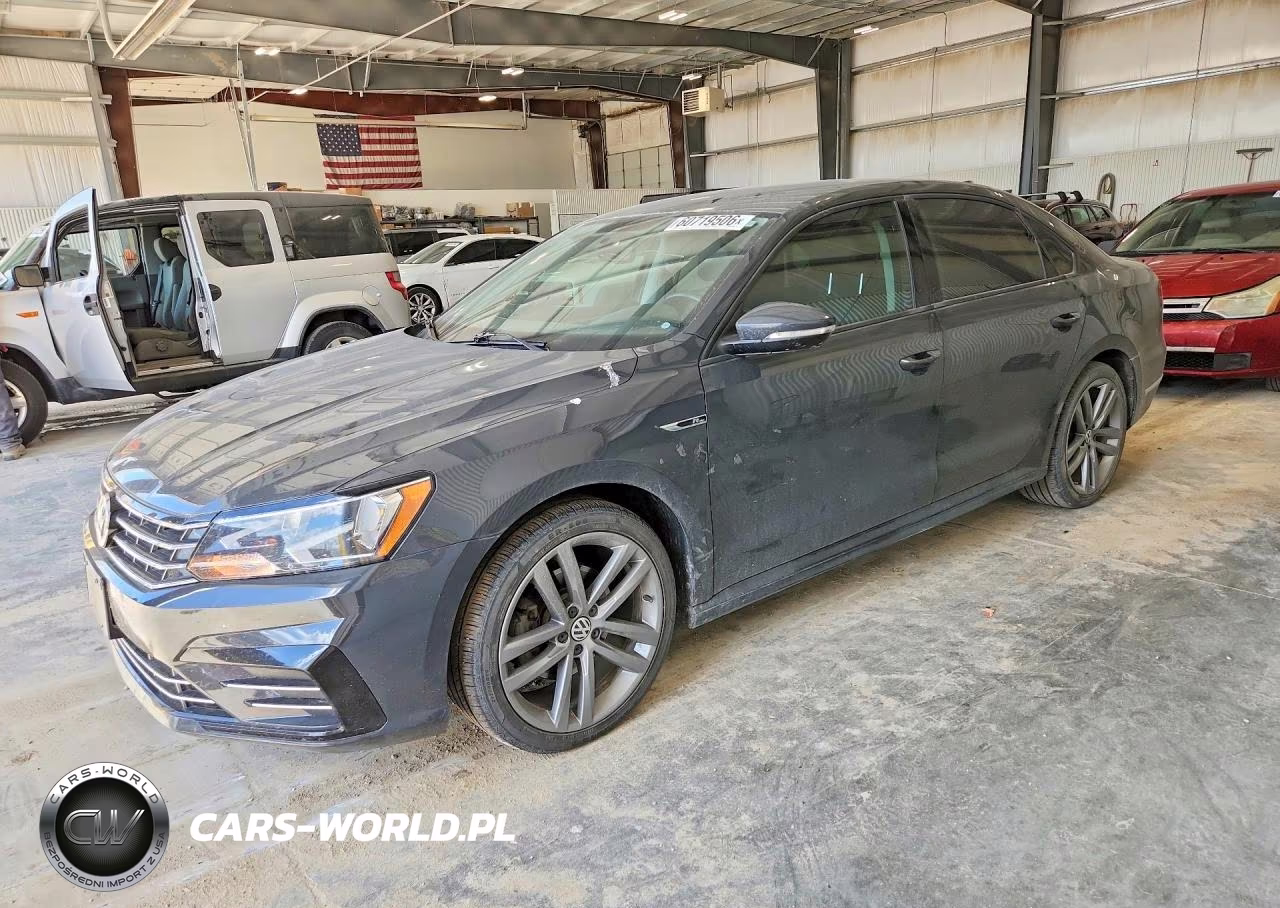 2018 Volkswagen Passat S – zdjęcie 1 z 12