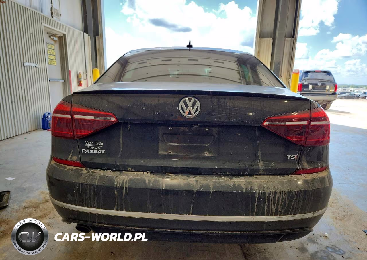 2018 Volkswagen Passat S VIN:1VWAA7A30JC028946 - 6