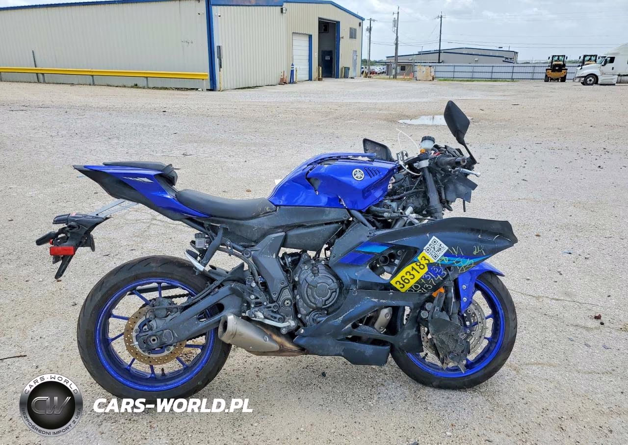 2024 Yamaha Yzfr7