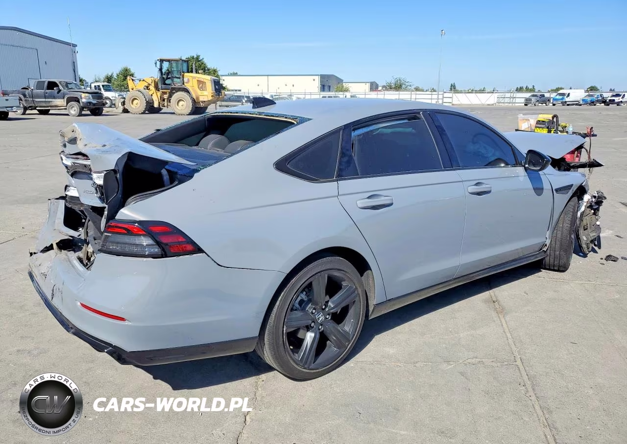 2023 Honda Accord Hybrid Sport-L VIN:1HGCY2F7XPA062324 - 3