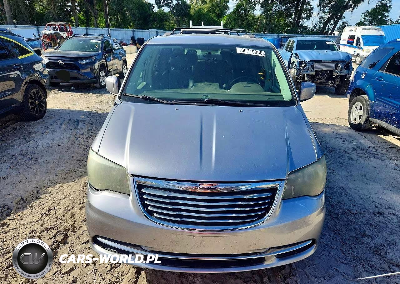 2014 Chrysler Town & Country Touring VIN:2C4RC1BG3ER159980 - 5
