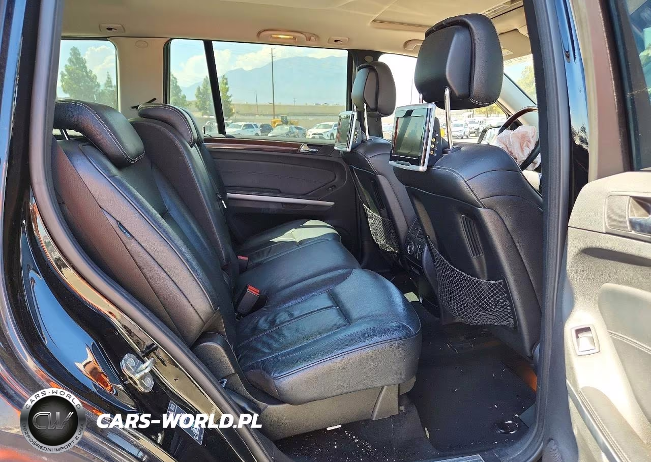 2010 Mercedes-Benz Gl 550 4Matic VIN:4JGBF8GEXAA562051 - 11