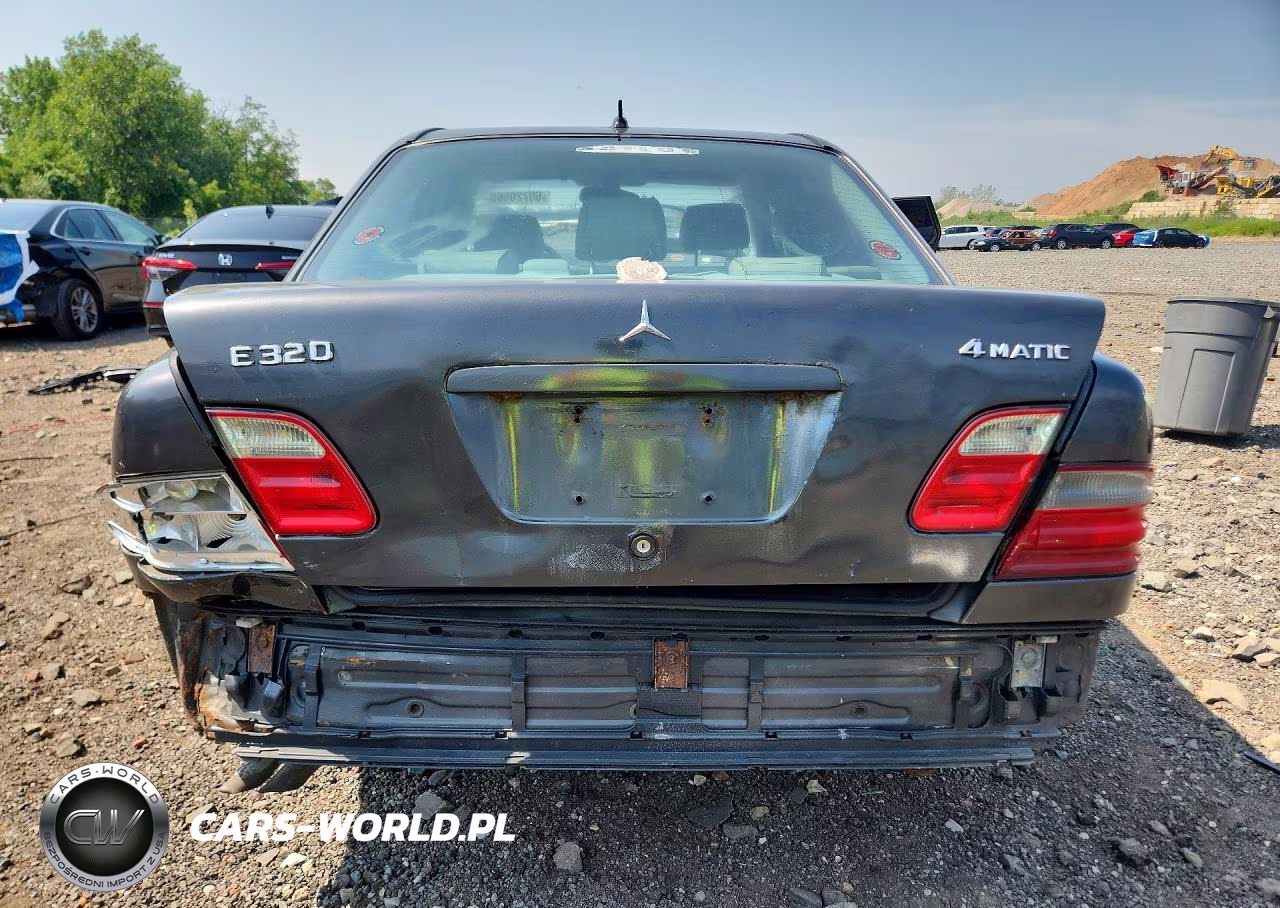2002 Mercedes-Benz E 320 4Matic VIN:WDBJF82J72X063922 - 6