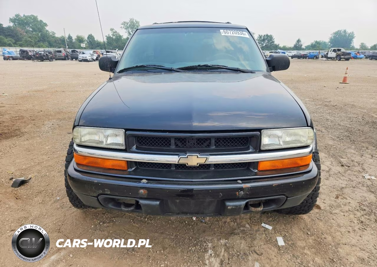 2002 Chevrolet Blazer VIN:1GNCT18W02K194224 - 5