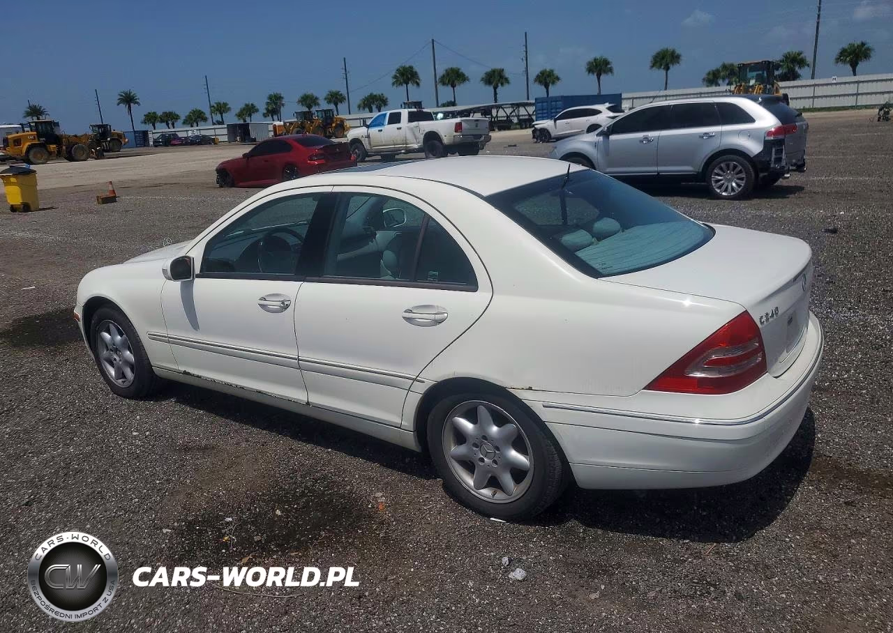 2002 Mercedes-Benz C 240 VIN:WDBRF61J92F295131 - 2