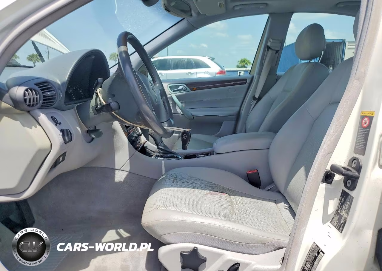 2002 Mercedes-Benz C 240 VIN:WDBRF61J92F295131 - 7