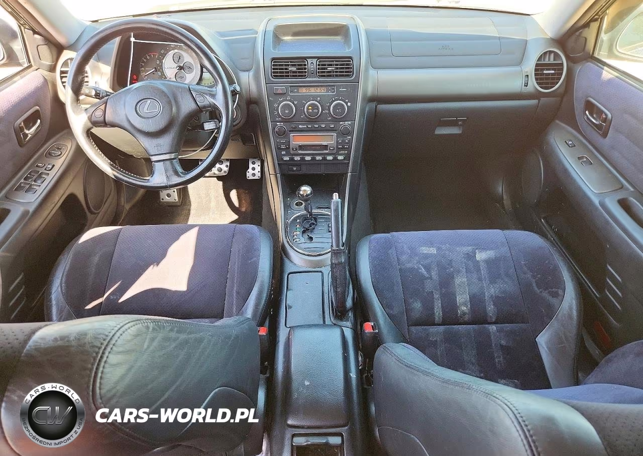 2001 Lexus Is 300 VIN:JTHBD182510020446 - 8