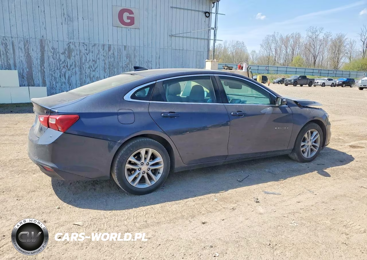 2017 Chevrolet Malibu Lt VIN:1G1ZE5ST3HF157455 - 3