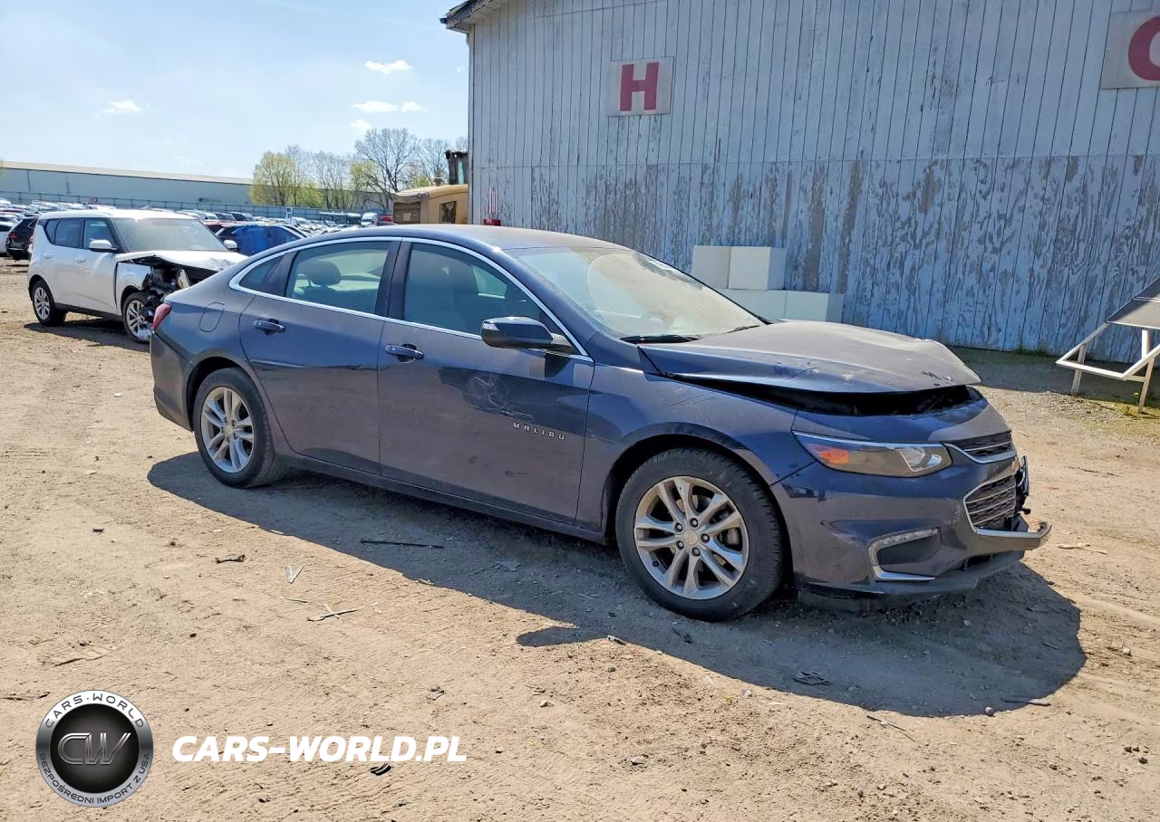 2017 Chevrolet Malibu Lt VIN:1G1ZE5ST3HF157455 - 4