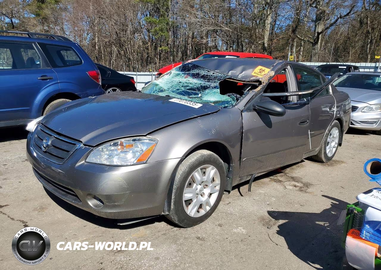 2004 Nissan Altima Base