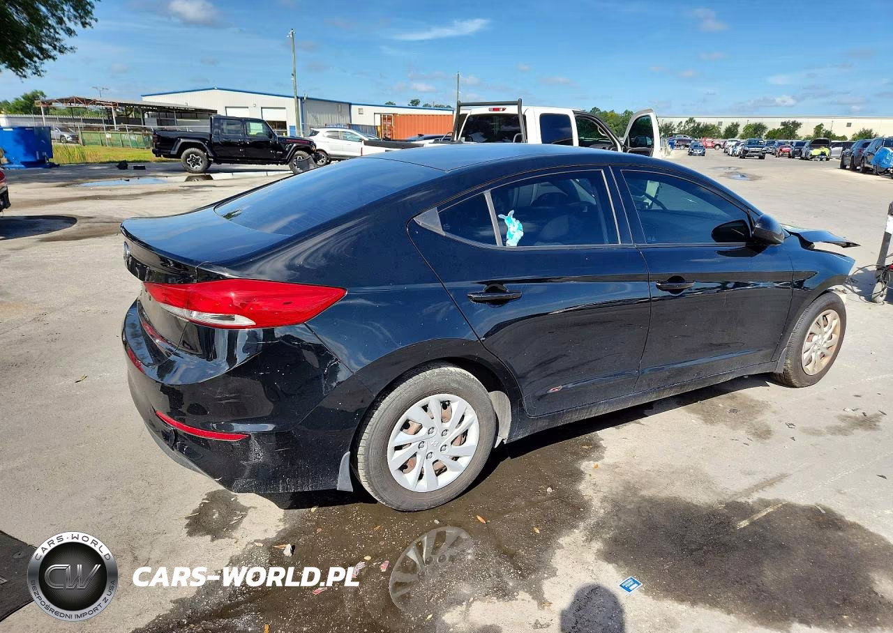 2018 Hyundai Elantra Se VIN:5NPD74LF5JH271113 - 3