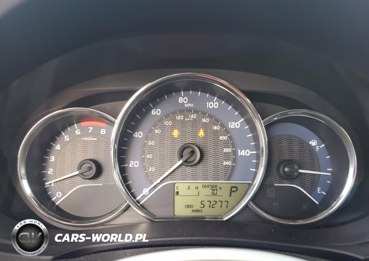 2016 Toyota Corolla Le VIN:5YFBURHE7GP563953 - 17