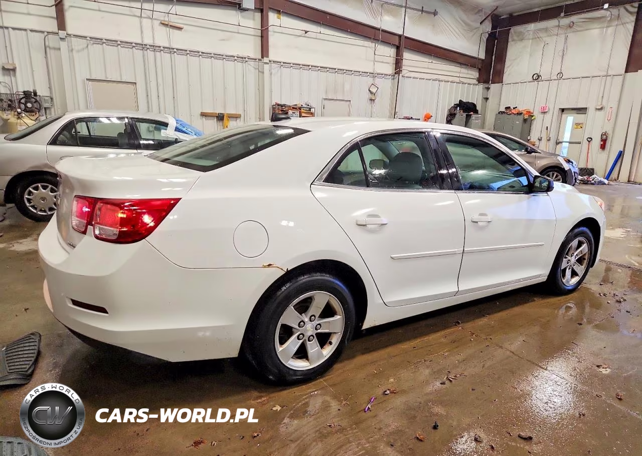 2013 Chevrolet Malibu Ls VIN:1G11A5SA8DF313457 - 6