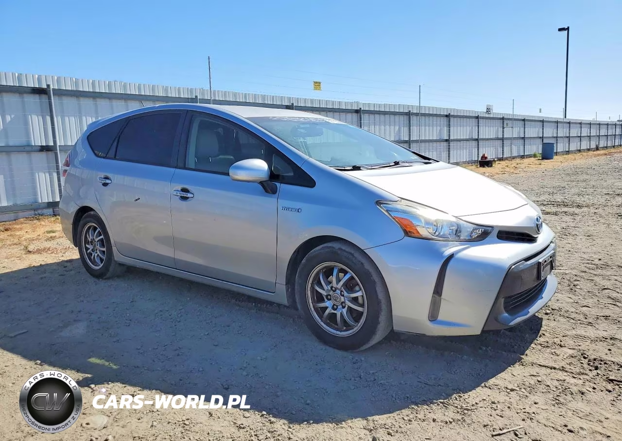 2015 Toyota Prius V Four VIN:JTDZN3EU8FJ025558 - 4