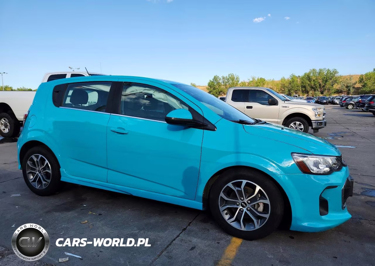 2020 Chevrolet Sonic Lt VIN:1G1JD6SB0L4117691 - 4