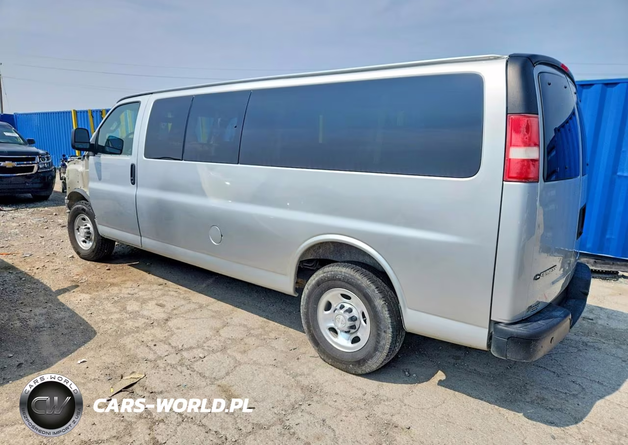 2017 Chevrolet Express G3500 Ls VIN:1GAZGNFF2H1294611 - 2