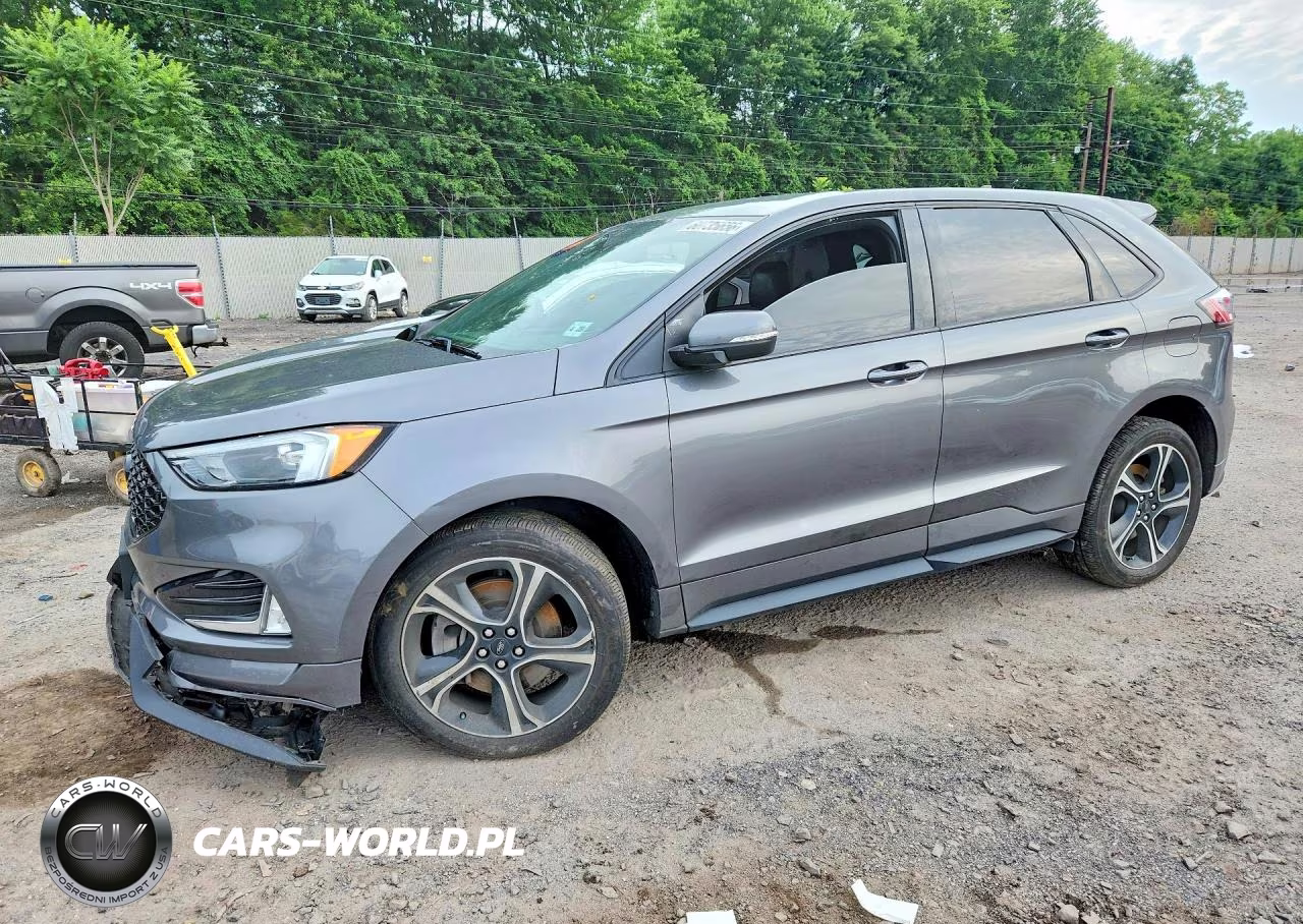 2022 Ford Edge St – zdjęcie 1 z 13