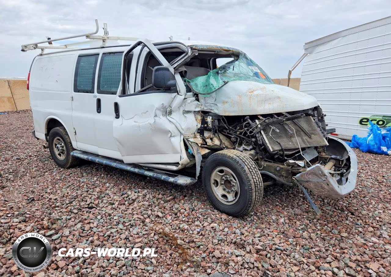 2015 GMC Savana VIN:1GTW7FCF0F1902286 - 4