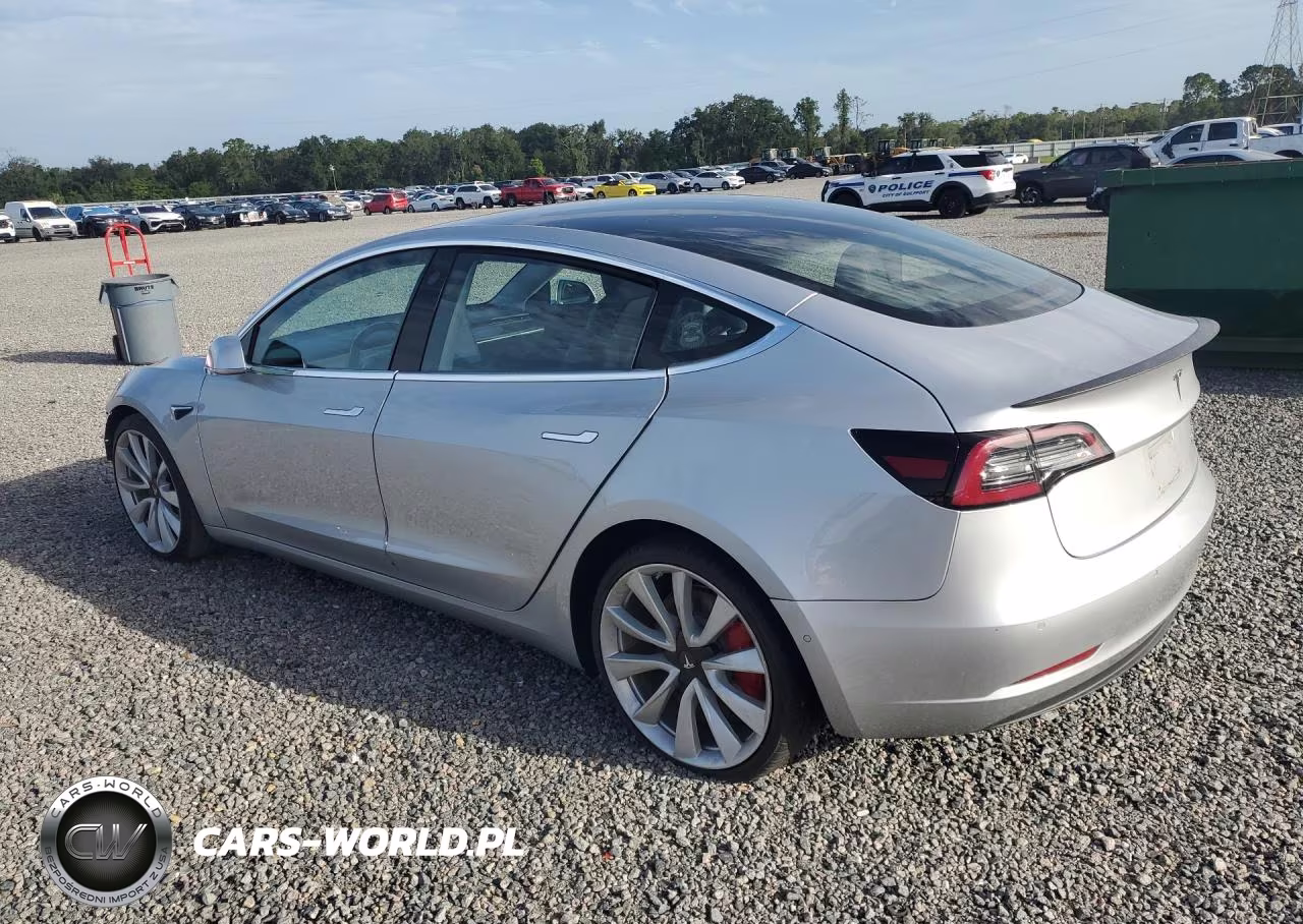2018 Tesla Model 3 VIN:5YJ3E1EB2JF083335 - 2