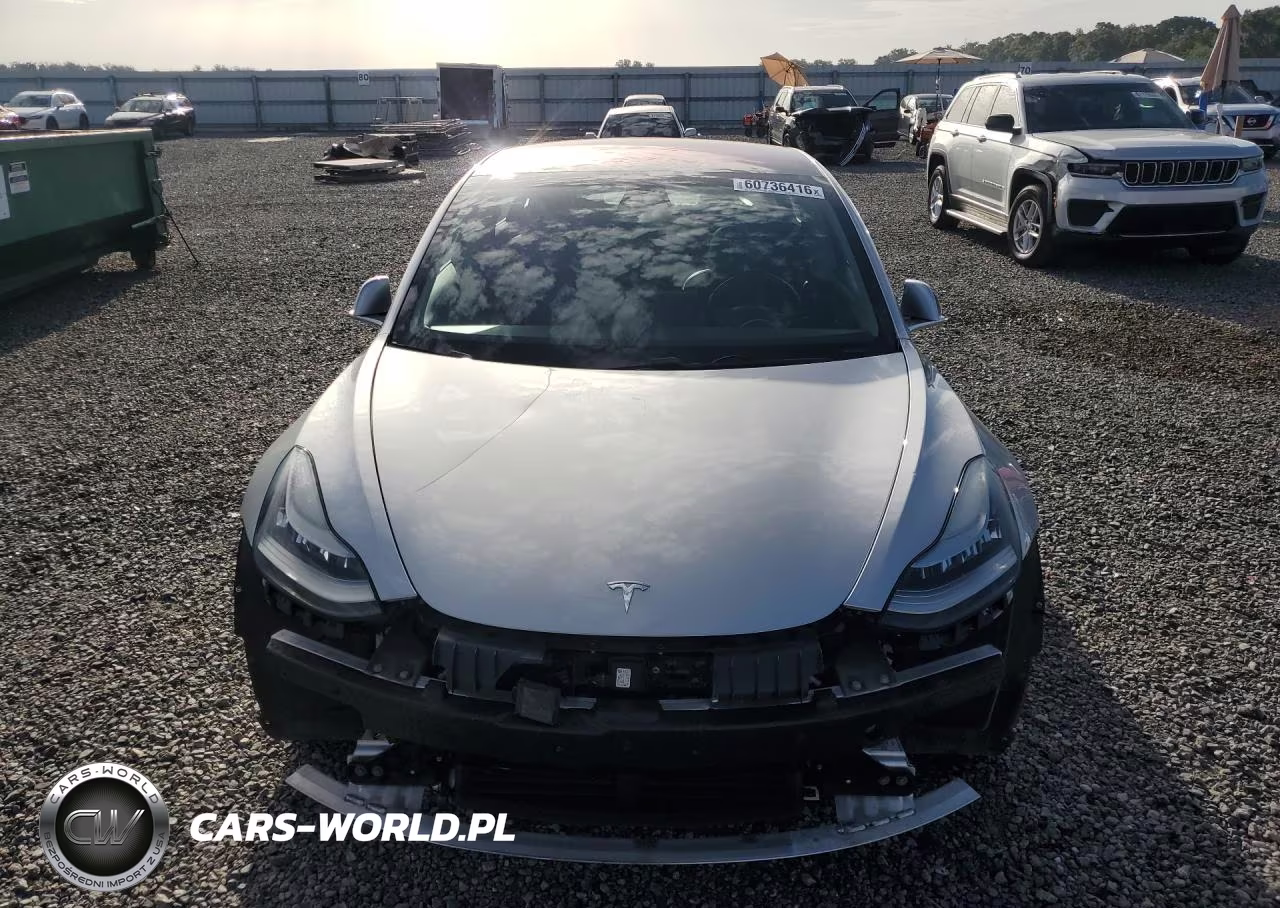 2018 Tesla Model 3 VIN:5YJ3E1EB2JF083335 - 5