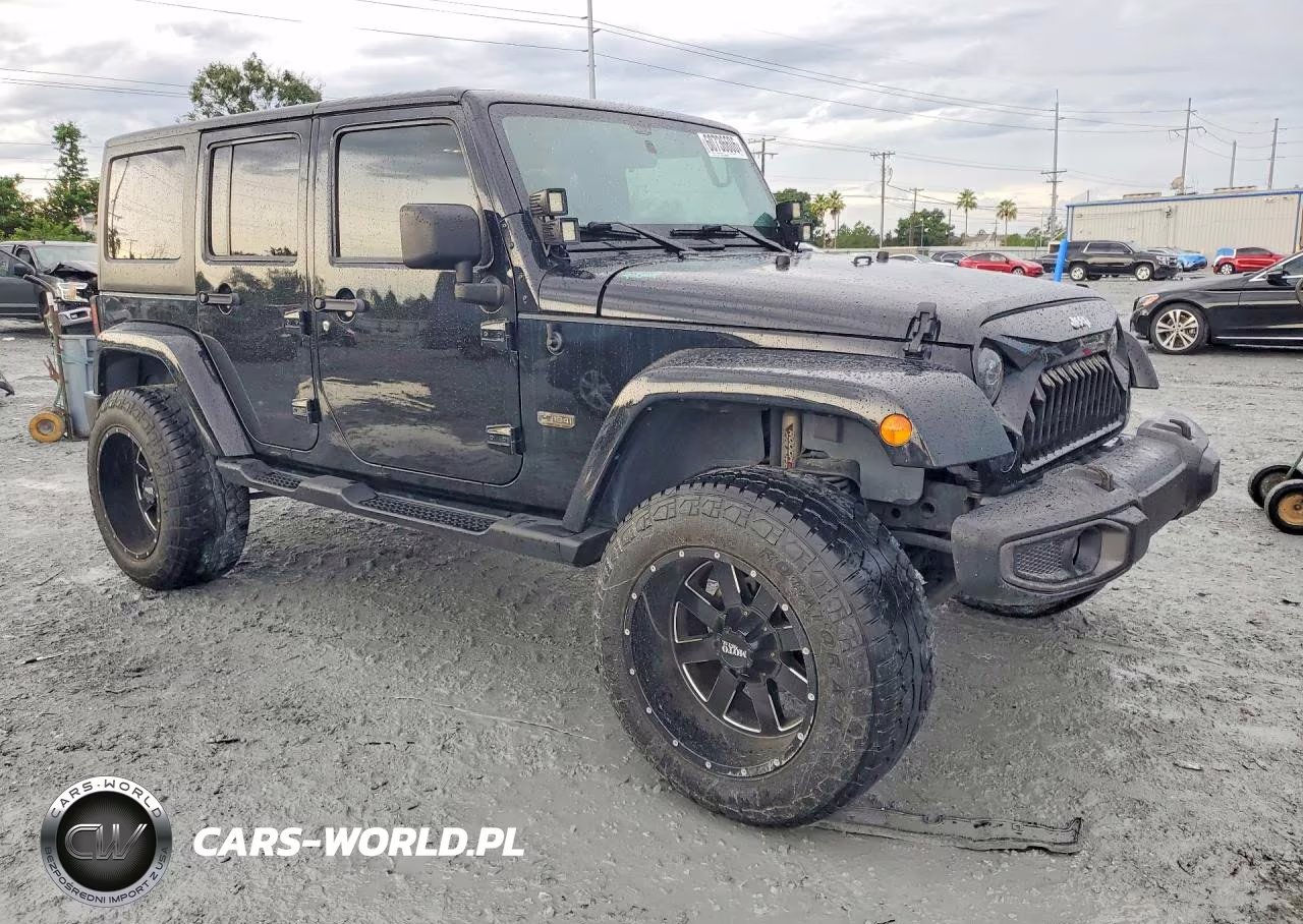 2012 Jeep Wrangler Unlimited Sahara VIN:1C4BJWEG9CL224627 - 4