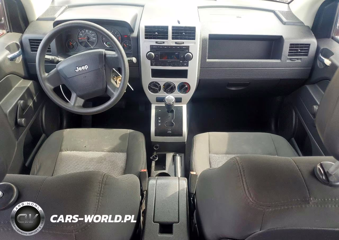 2008 Jeep Compass Sport VIN:1J8FT47W18D707897 - 8