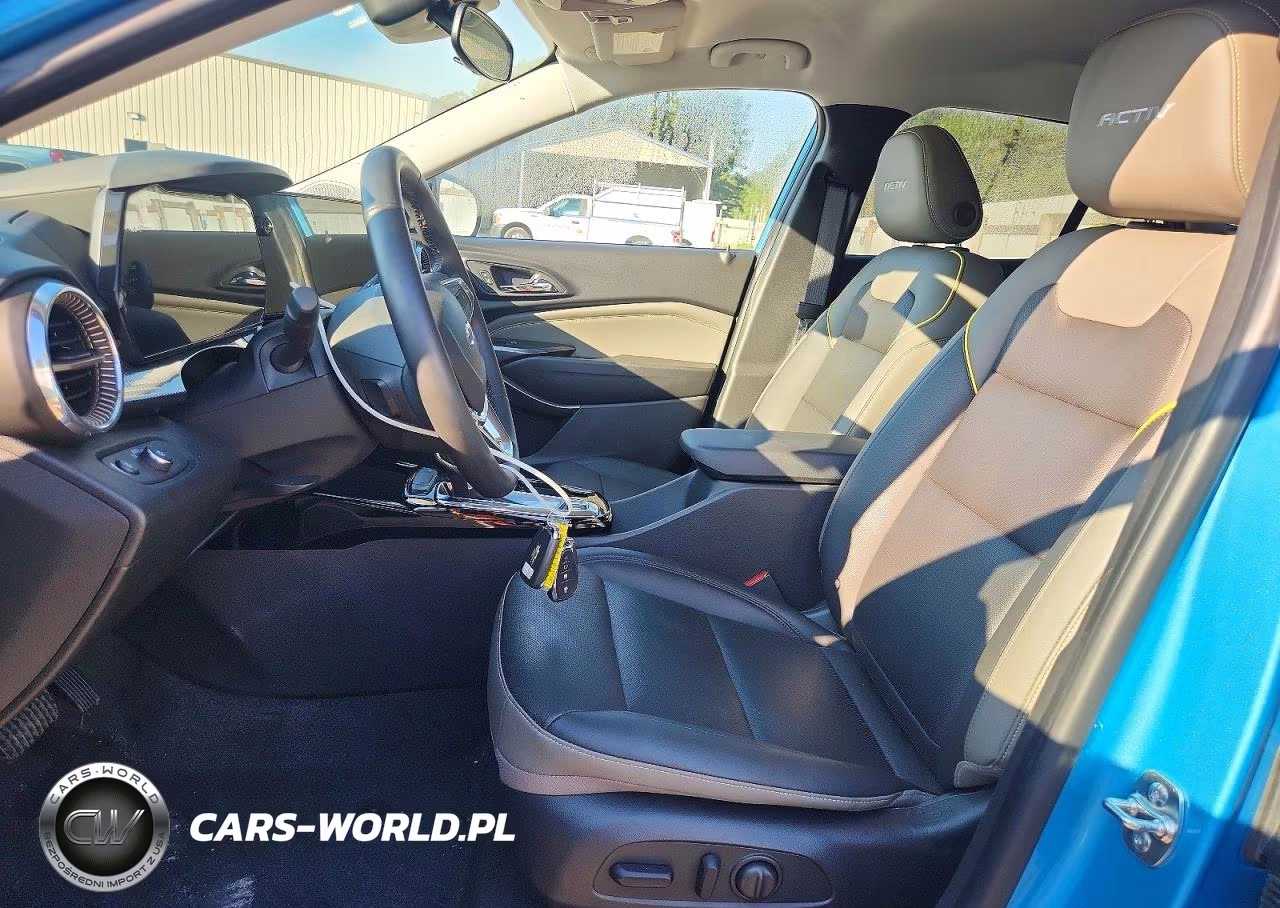 2025 Chevrolet Trax Activ VIN:KL77LKEP8SC077723 - 7