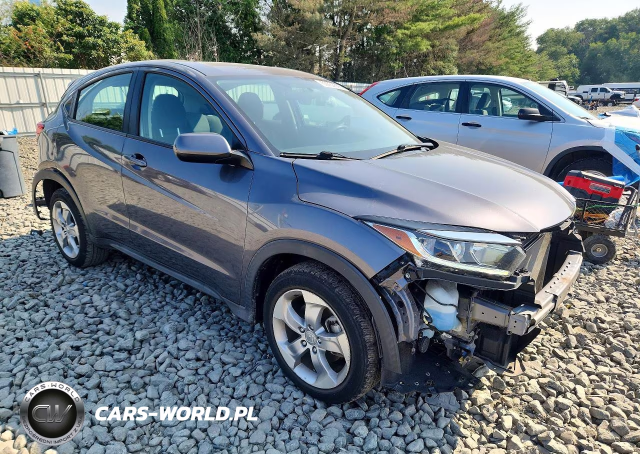 2021 Honda Hr-V Lx VIN:3CZRU6H37MM731633 - 4