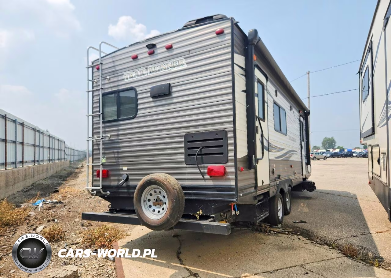 2017 Heartland Trail Runner Camper VIN:5SFEB2829HE331821 - 4