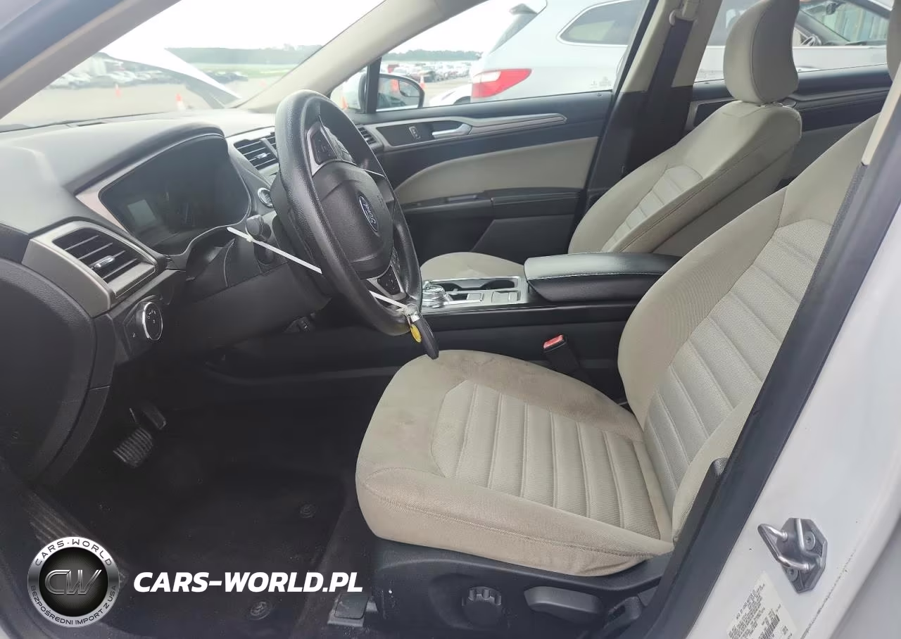2017 Ford Fusion S VIN:3FA6P0G77HR358156 - 7