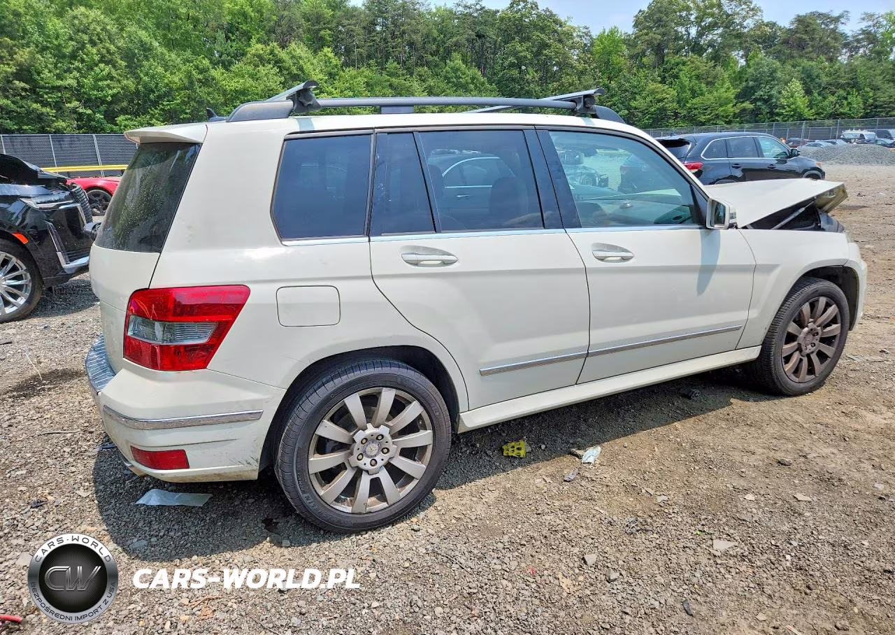 2011 Mercedes-Benz Glk 350 VIN:WDCGG5GB6BF646720 - 3