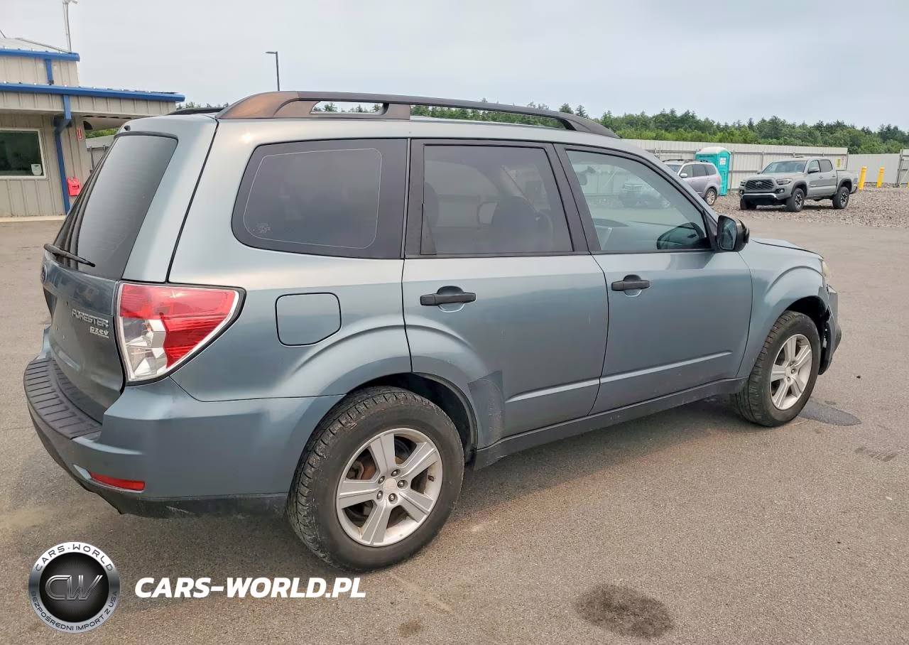 2011 Subaru Forester 2.5X VIN:JF2SHABC2BH712112 - 3