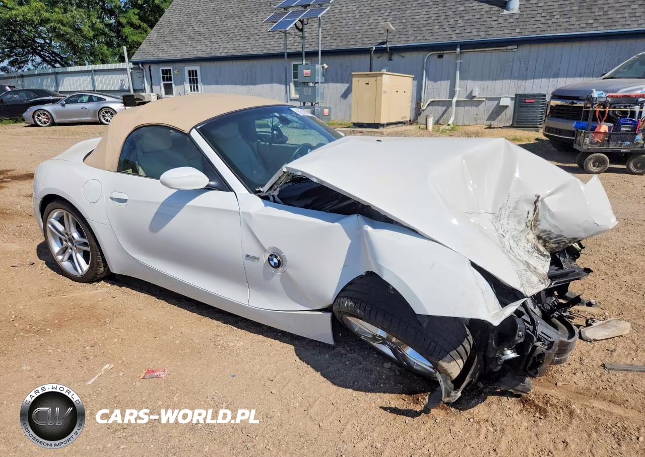 2006 BMW Z4 3.0 VIN:4USBU33516LW68445 - 4