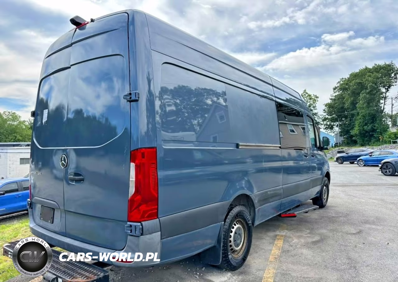 2021 Mercedes-Benz Sprinter 2500 VIN:W1Y40CHY3MT071660 - 3