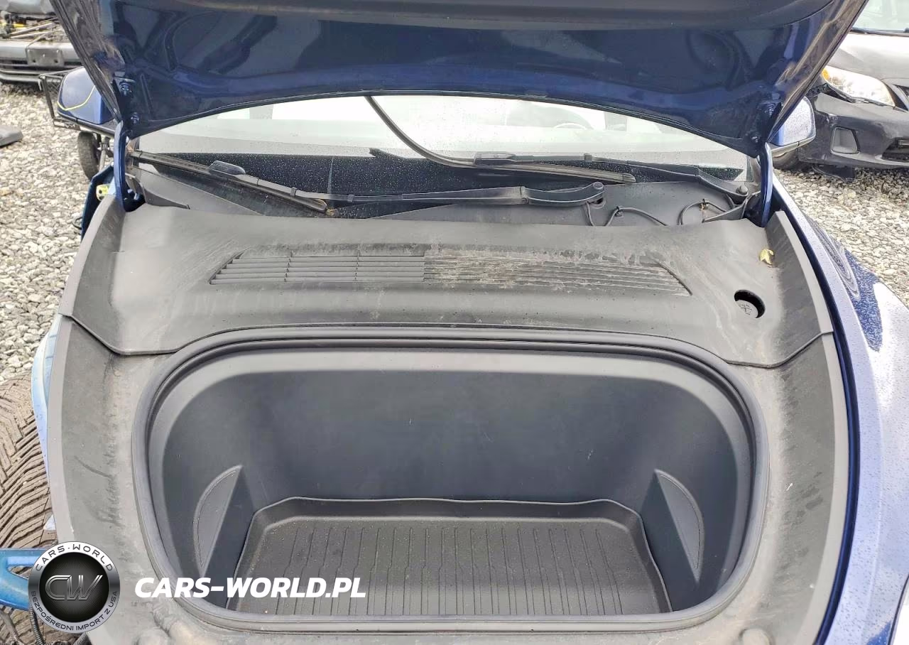 2021 Tesla Model Y VIN:5YJYGAEE0MF179642 - 11