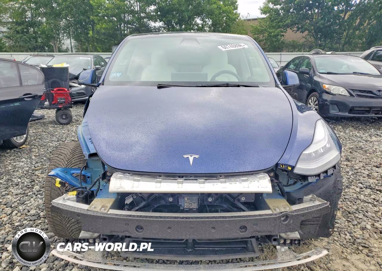 2021 Tesla Model Y VIN:5YJYGAEE0MF179642 - 5