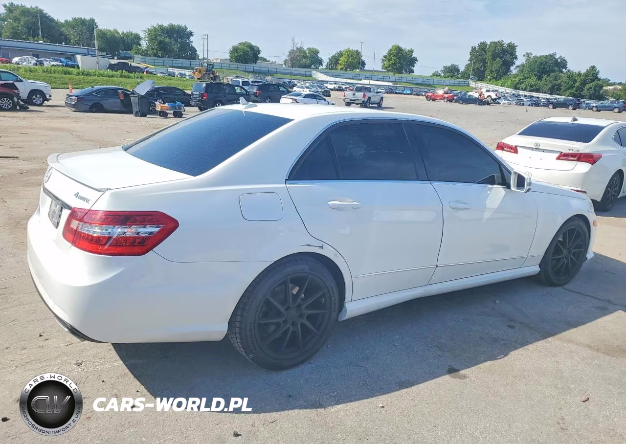 2013 Mercedes-Benz E 350 4Matic VIN:WDDHF8JB7DA736052 - 3