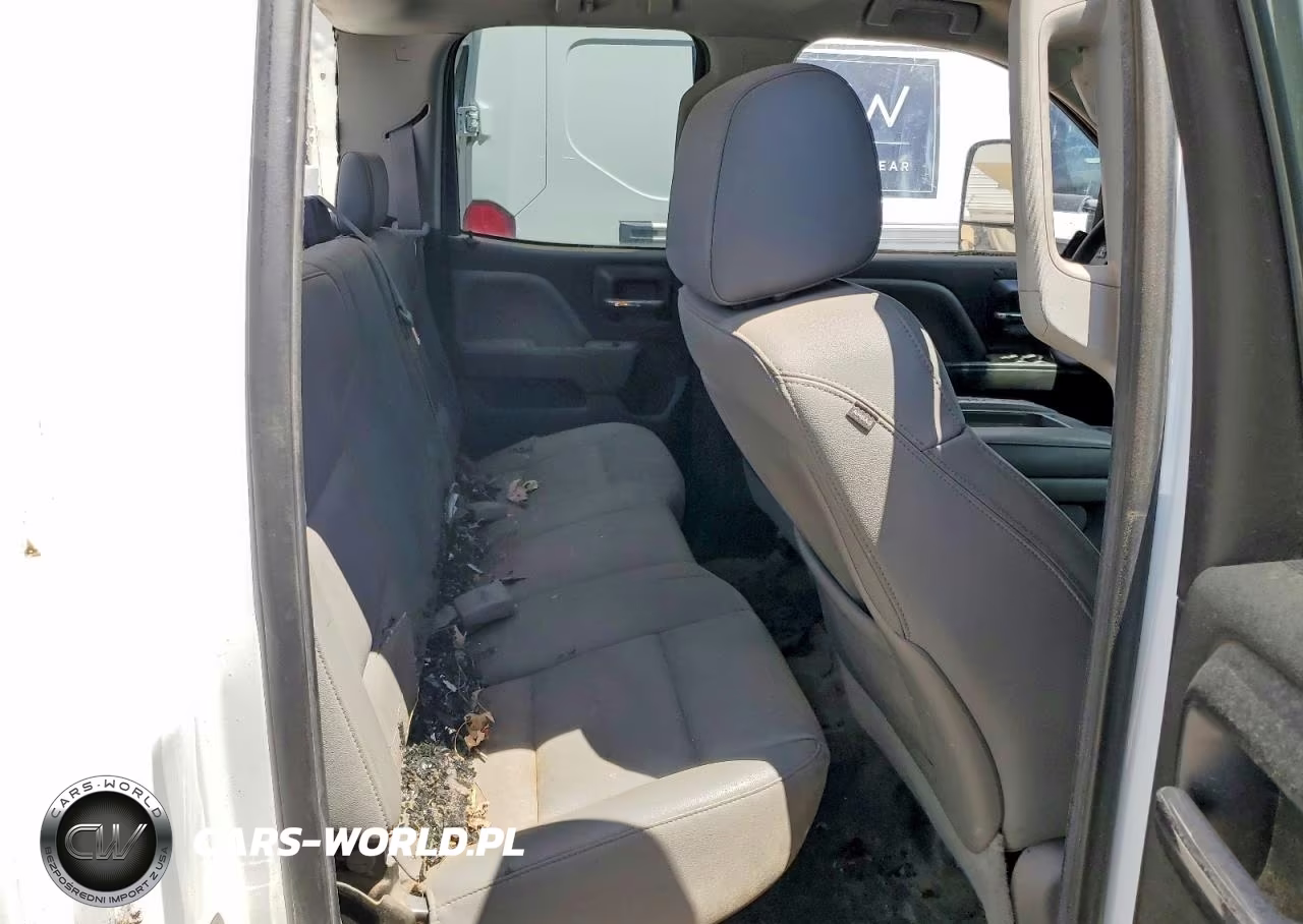 2015 Chevrolet Silverado K2500 Heavy Duty VIN:1GB2KUEG9FZ512011 - 11