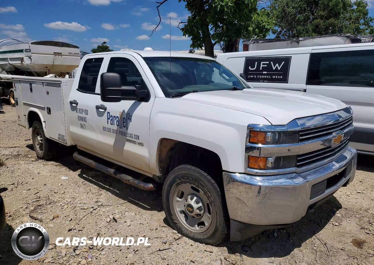 2015 Chevrolet Silverado K2500 Heavy Duty VIN:1GB2KUEG9FZ512011 - 4