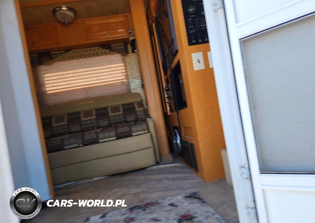 2008 Heartland Cyclone Camper VIN:5SFGF40398E007068 - 5