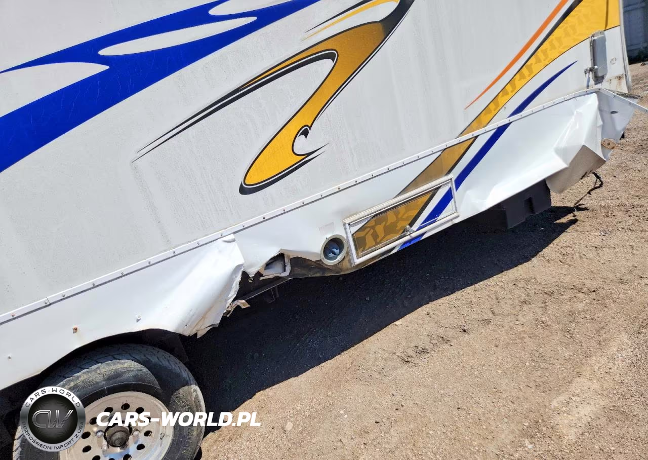 2008 Heartland Cyclone Camper VIN:5SFGF40398E007068 - 9