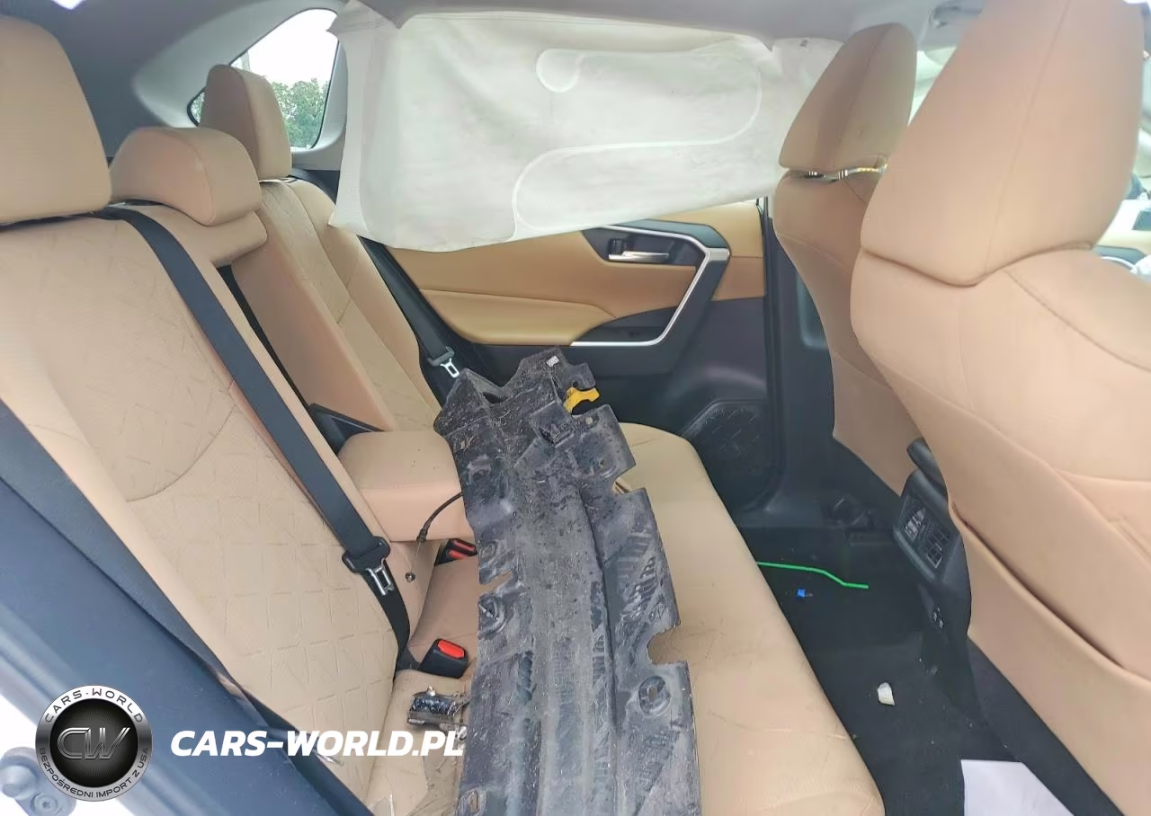 2020 Toyota Rav4 Hybrid Xle VIN:2T3RWRFV0LW055190 - 11