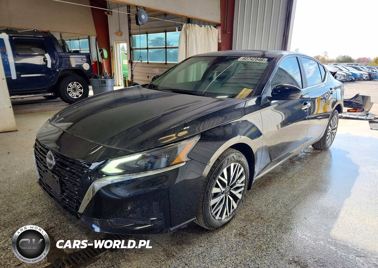 2025 Nissan Altima Sv – zdjęcie 1 z 13