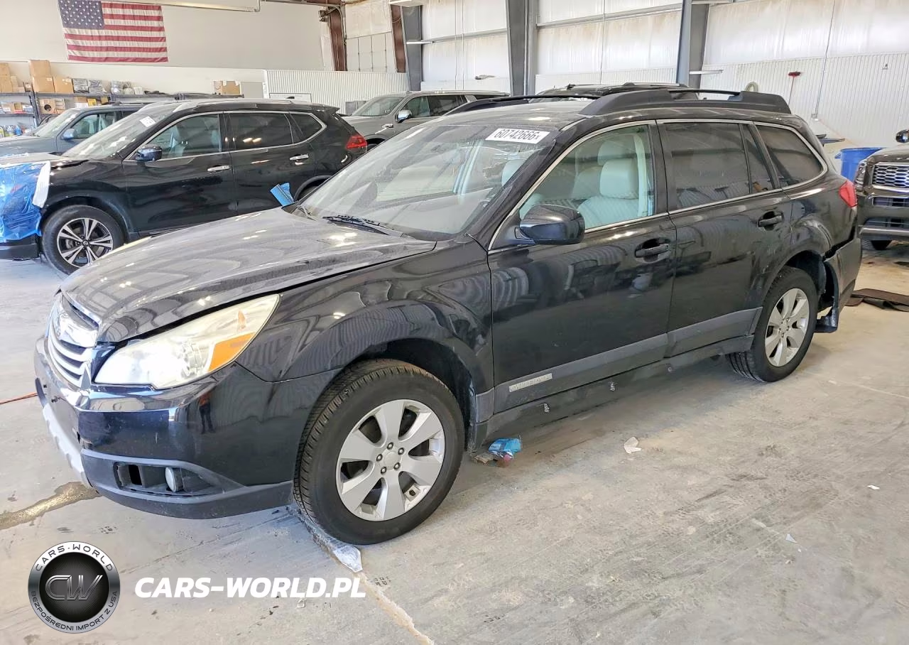 2011 Subaru Outback 2.5I Limited – zdjęcie 1 z 13