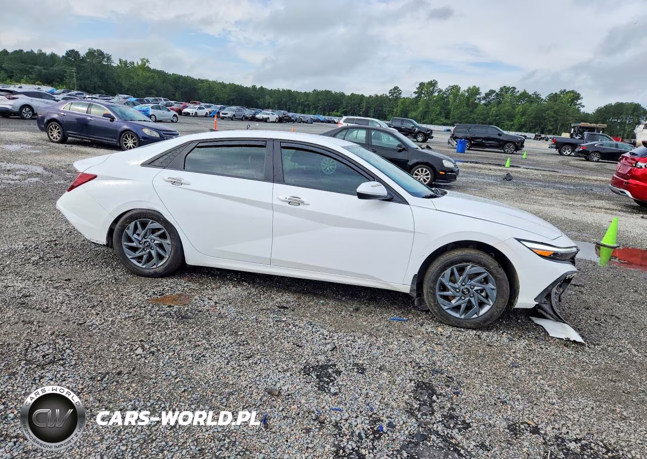 2024 Hyundai Elantra Sel VIN:KMHLM4DG4RU798083 - 4