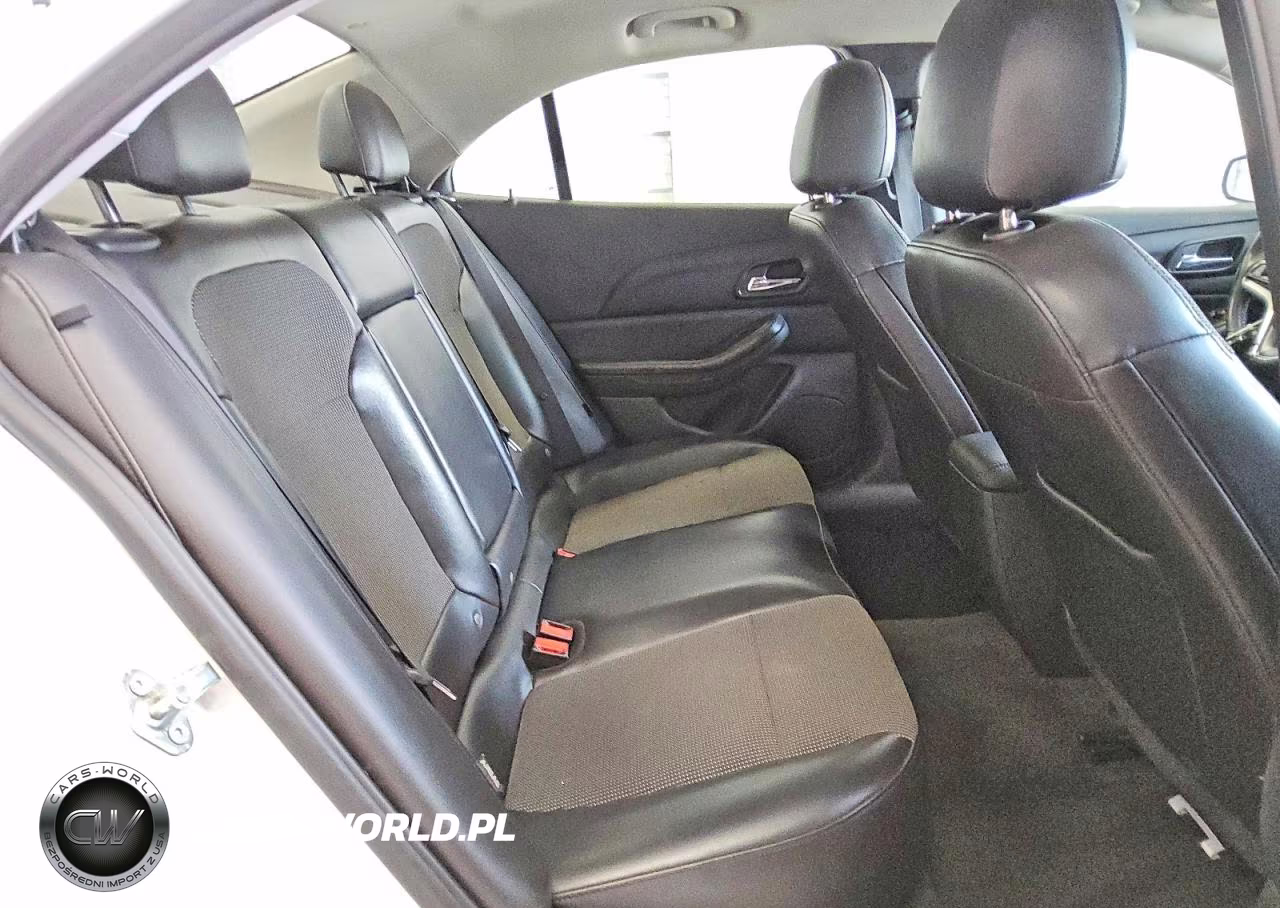 2015 Chevrolet Malibu 2Lt VIN:1G11D5SL5FF120307 - 10