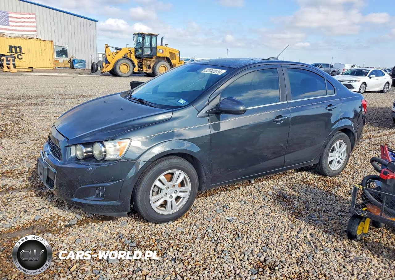 2015 Chevrolet Sonic Lt – zdjęcie 1 z 12