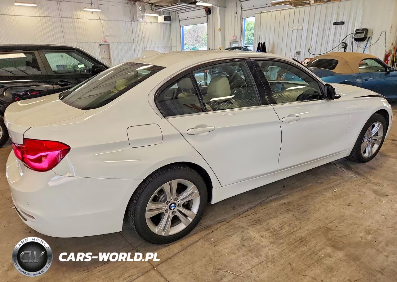 2017 BMW 330 Xi VIN:WBA8D9G59HNU58712 - 3