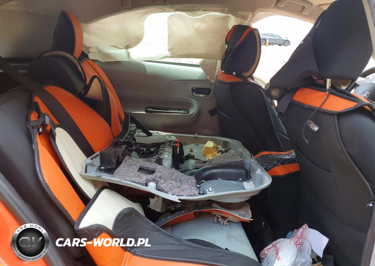 2012 Toyota Prius C Two VIN:JTDKDTB38C1028679 - 10